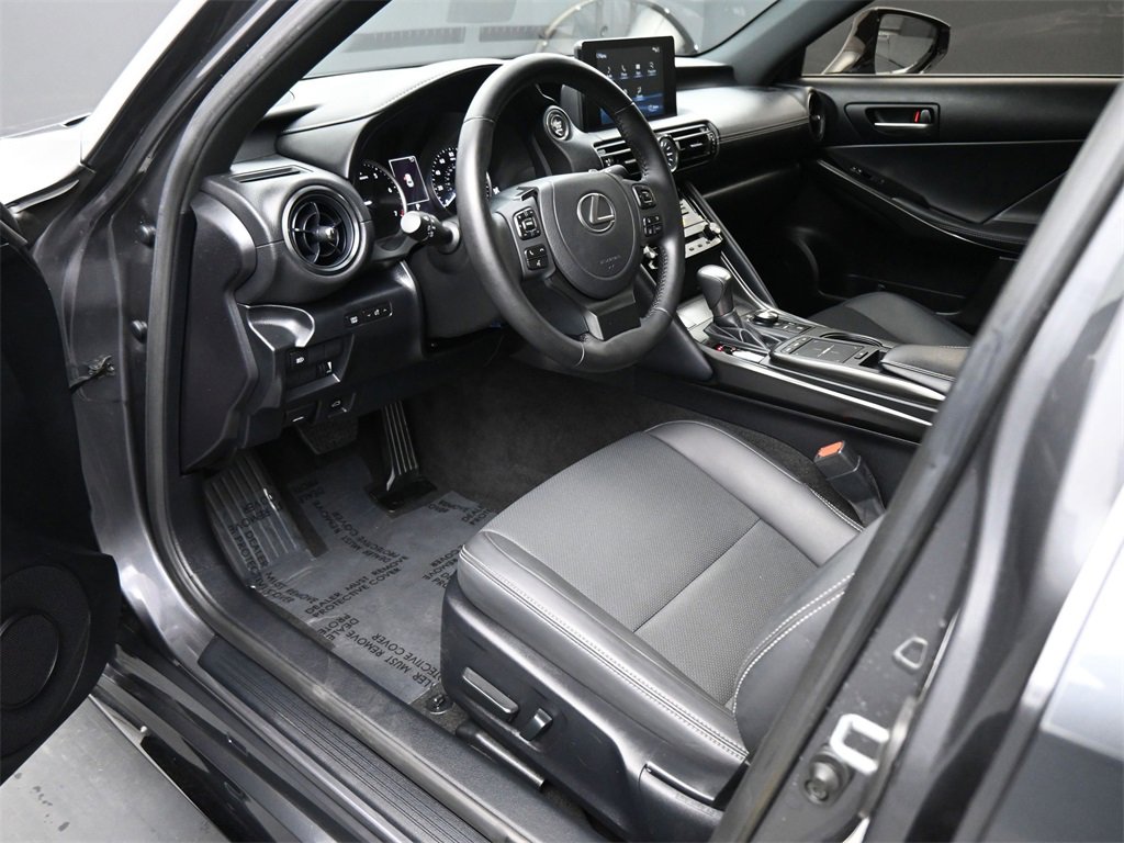 Used 2024 Lexus IS 350 F Sport image 2