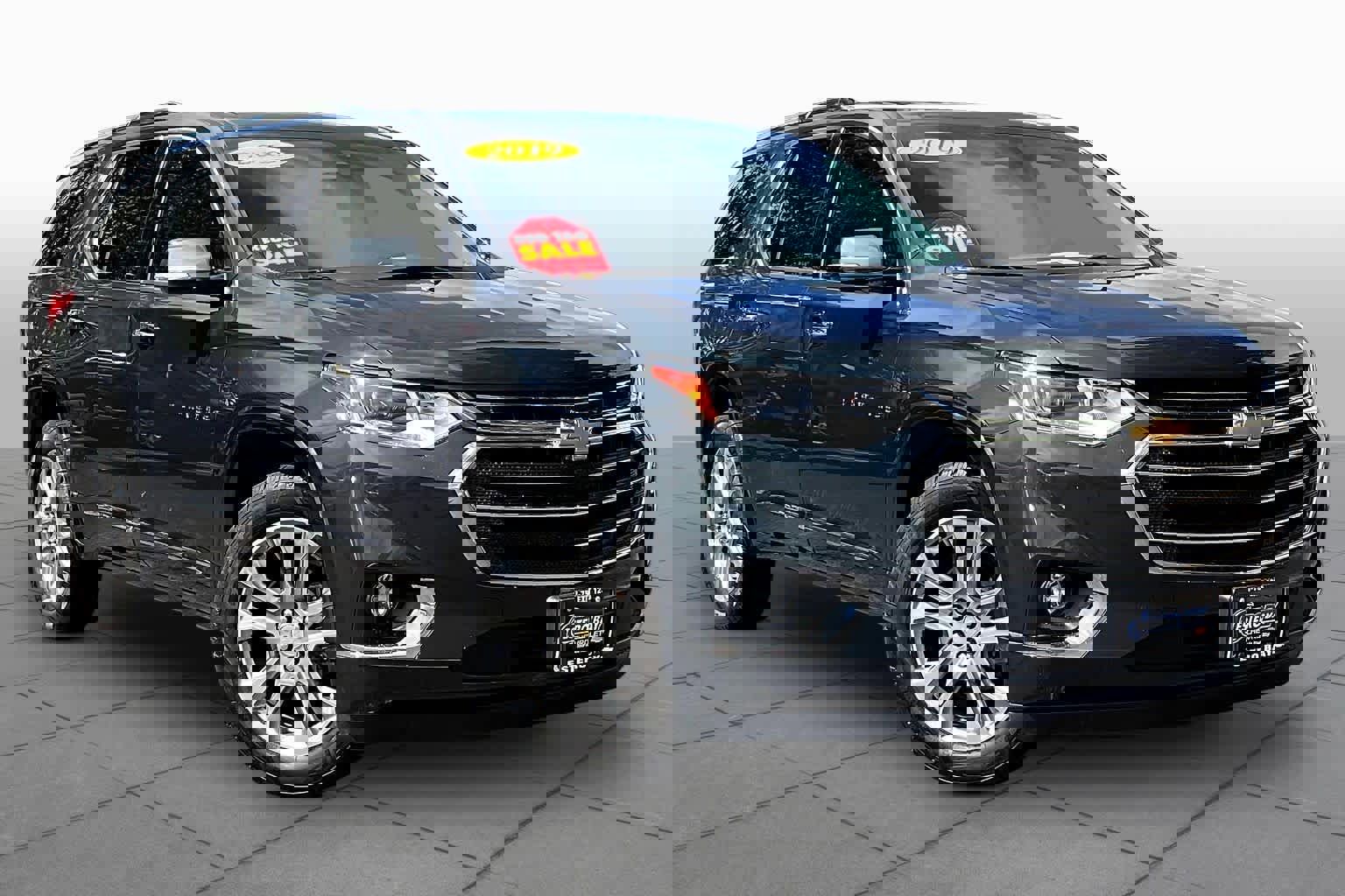 Used 2019 Chevrolet Traverse Premier w/ Driver Confidence II Package image 3