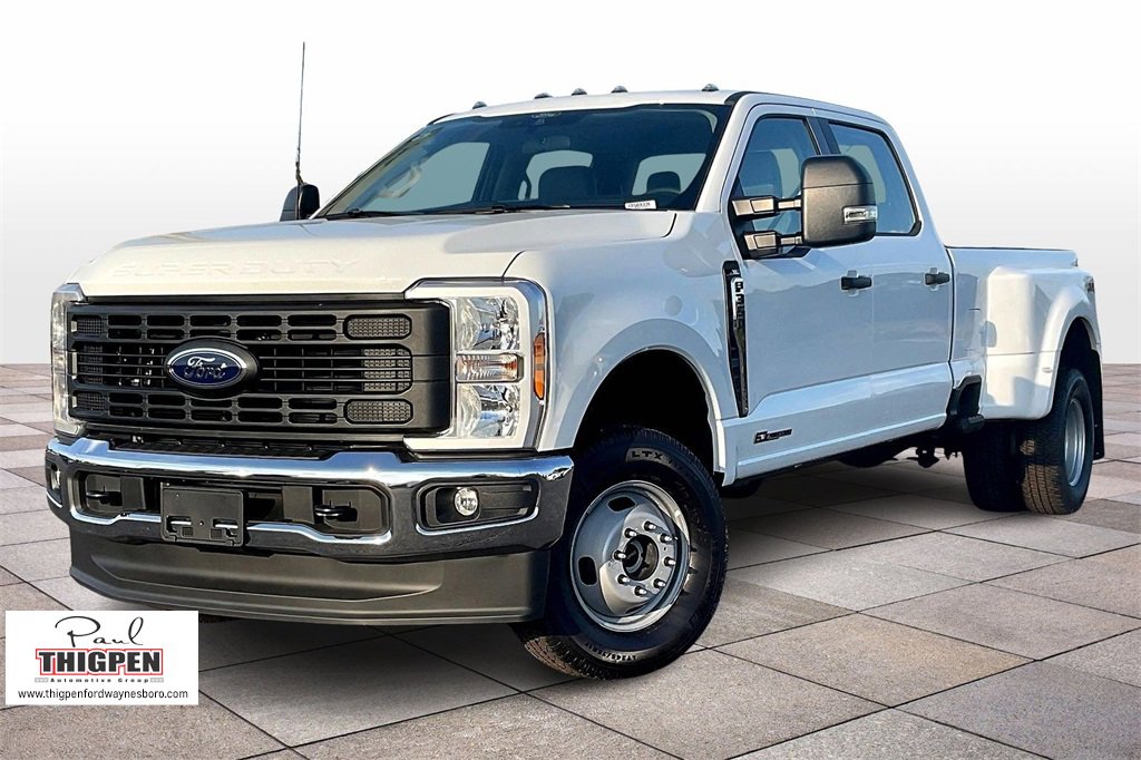 New 2025 Ford F350 XL image 2