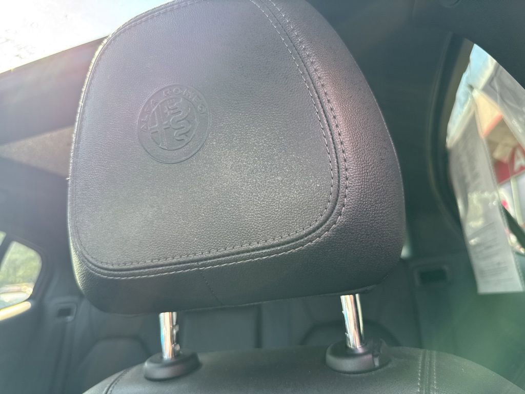 Used 2022 Alfa Romeo Stelvio Ti w/ Active Assist Plus Package image 28