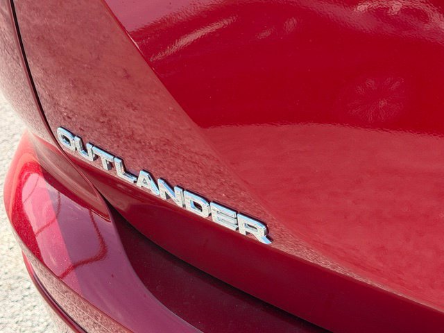 New 2026 Mitsubishi Outlander SE FWD image 14