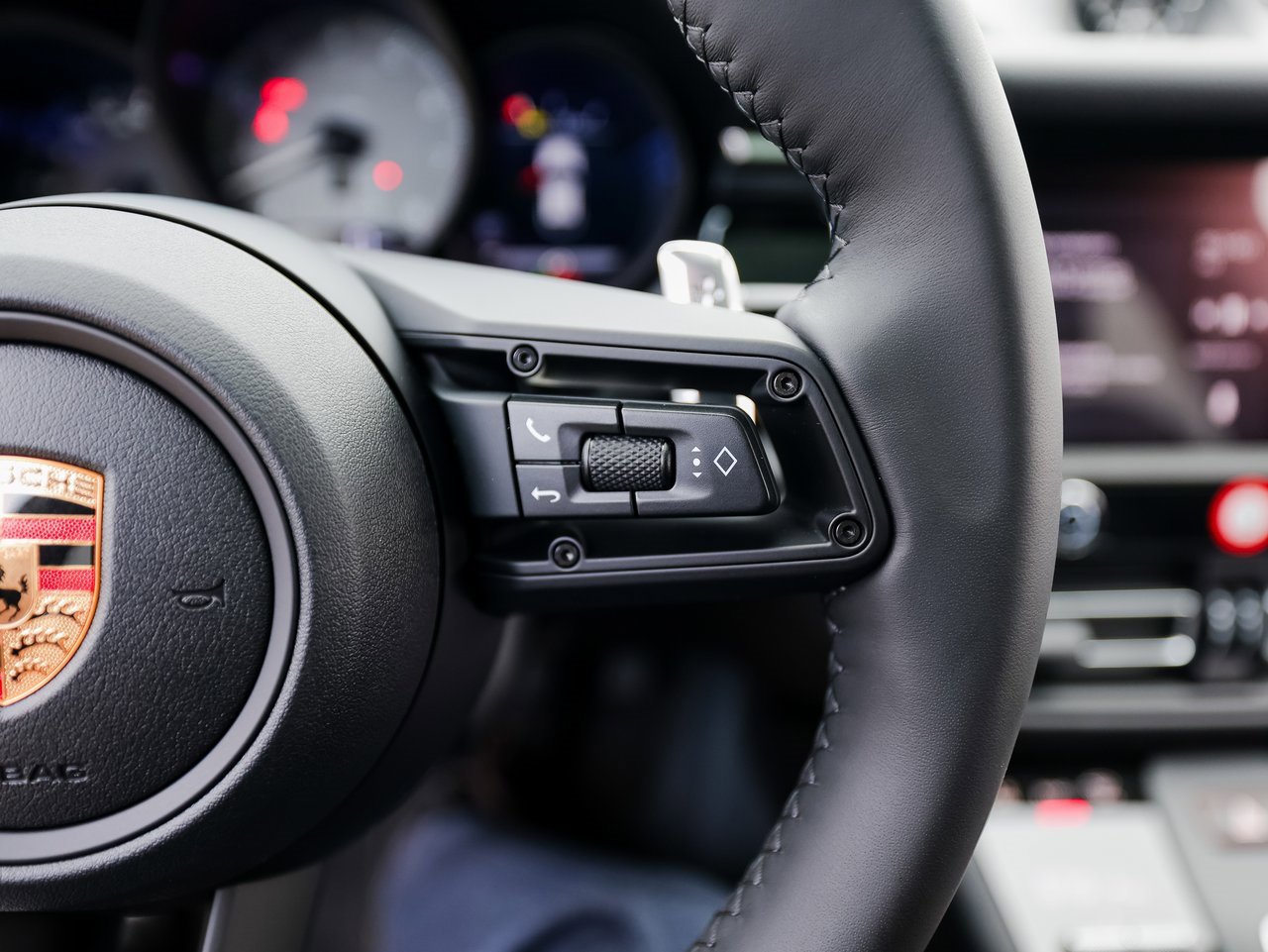 New 2026 Porsche Macan S image 16