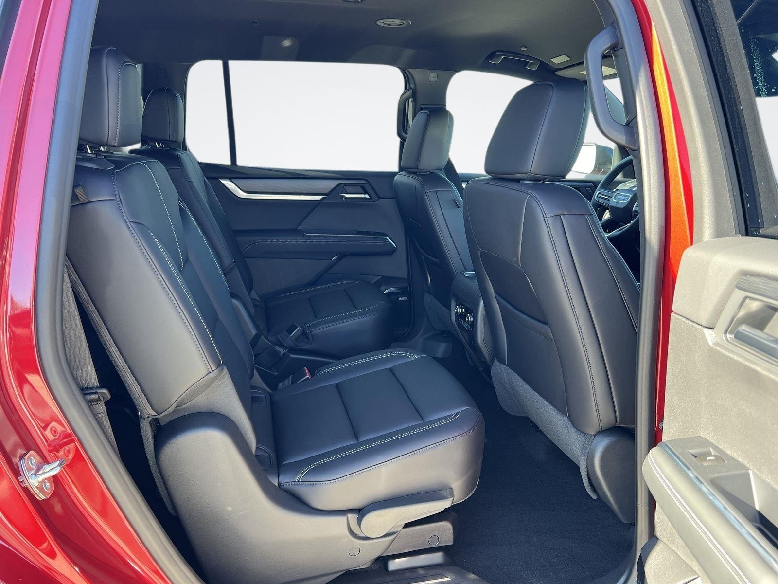 New 2026 GMC Acadia Elevation w/ Elevation Premium Package FWD image 30