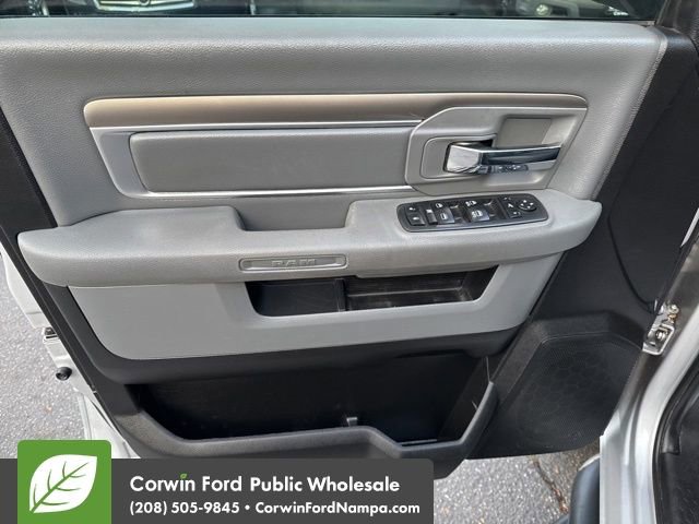 Used 2018 RAM 3500 Big Horn image 15