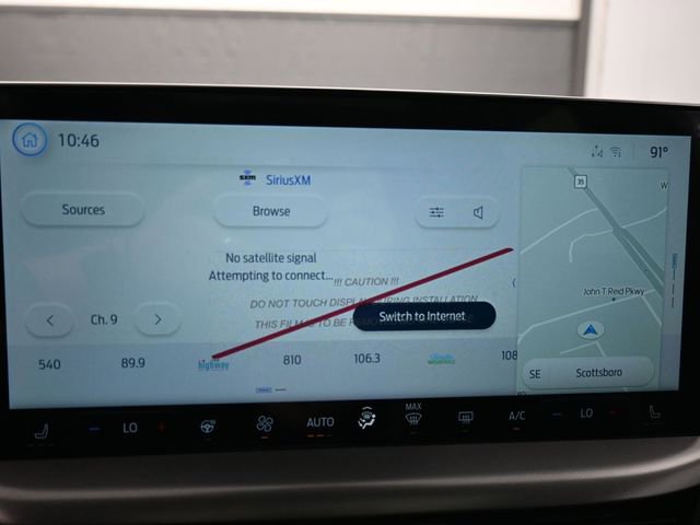 New 2025 Ford Escape SE image 17