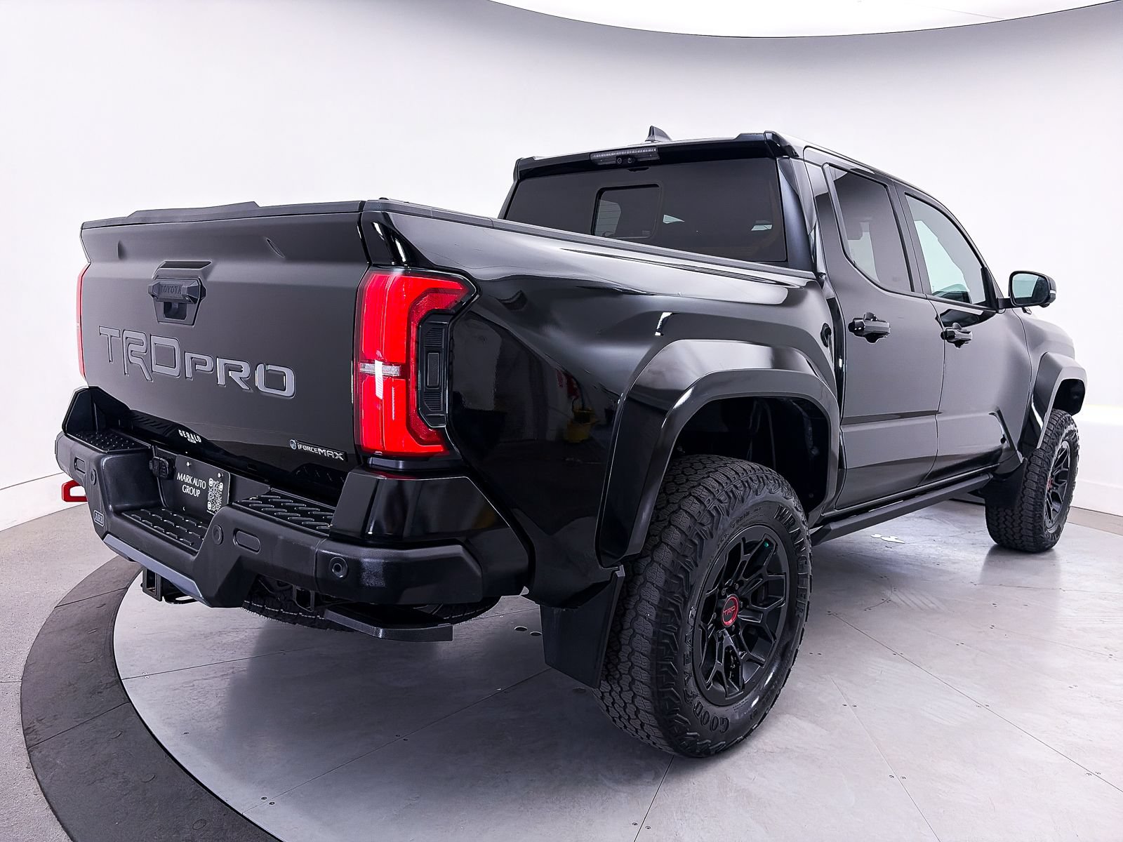 Used 2024 Toyota Tacoma TRD Pro AWD/4WD image 19