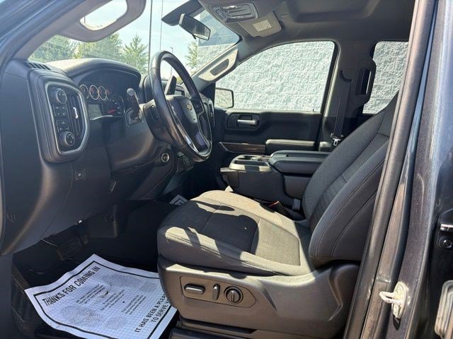 Used 2021 Chevrolet Silverado 1500 LT AWD/4WD image 12