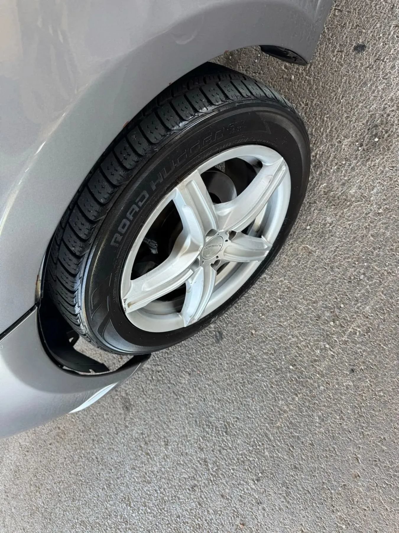 Used 2010 Chevrolet Aveo5 LT FWD image 27