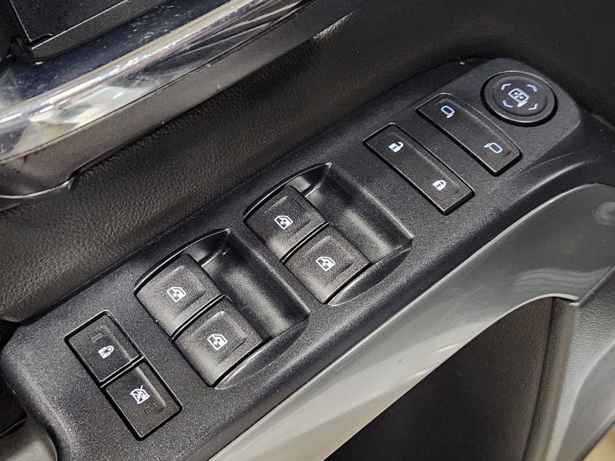 Used 2015 Chevrolet Silverado 1500 LT w/ Texas Edition, 1LT Trim RWD image 41