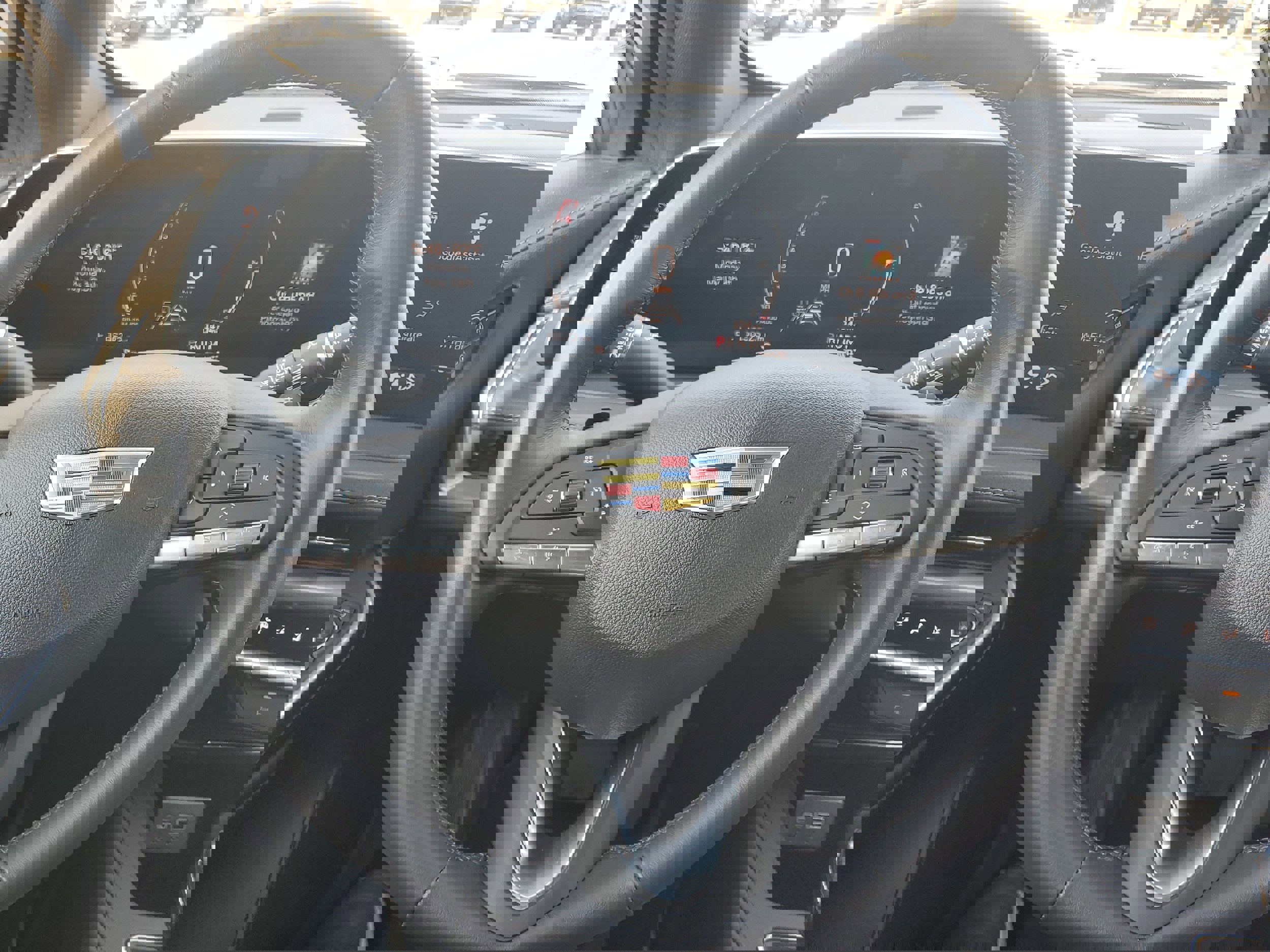 Used 2024 Cadillac XT4 Premium Luxury image 29