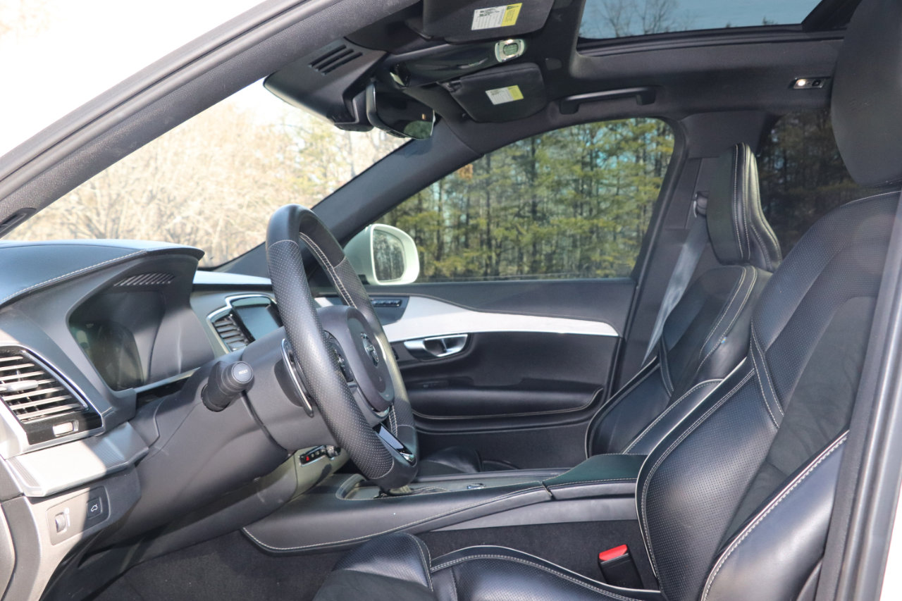 Used 2019 Volvo XC90 T6 R-Design w/ Advanced Package image 11