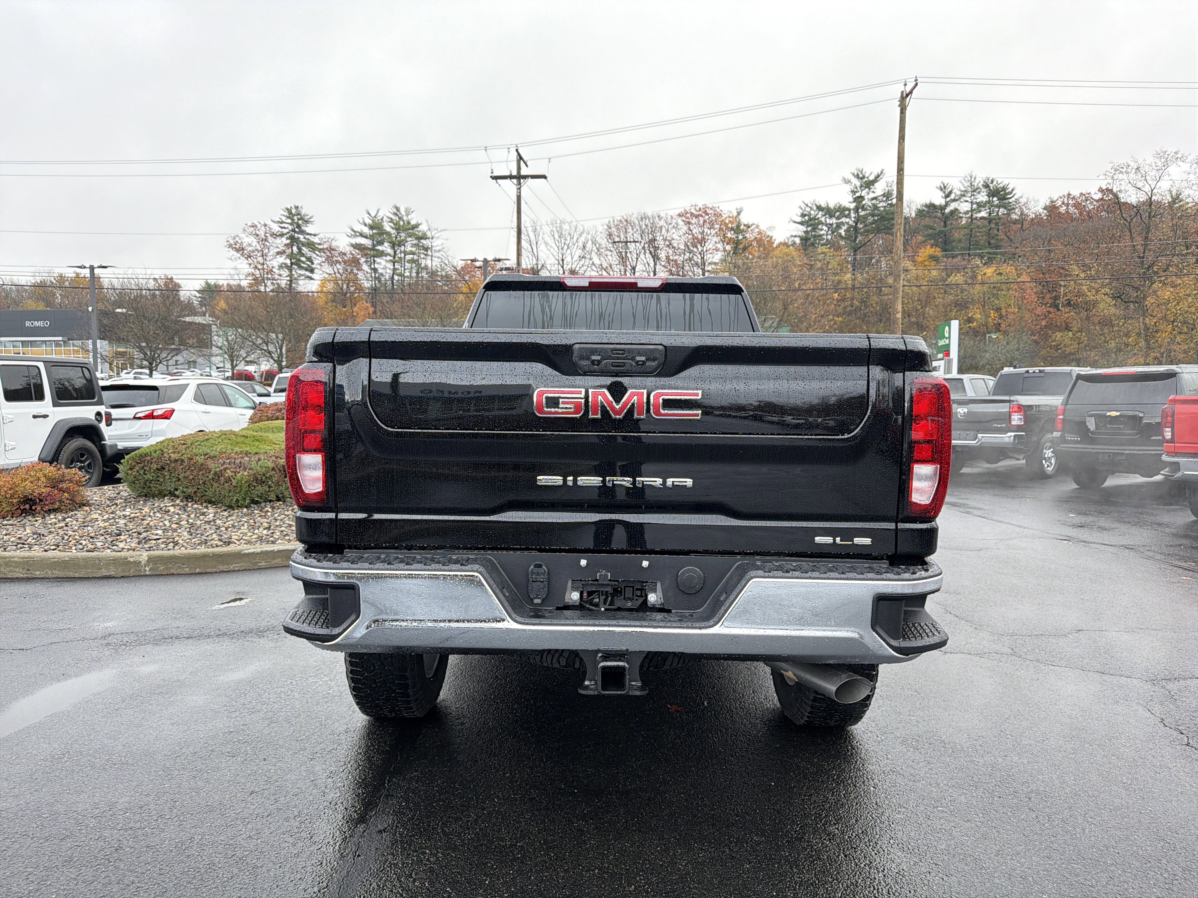 New 2026 GMC Sierra 2500 SLE w/ SLE Value Package; image 7
