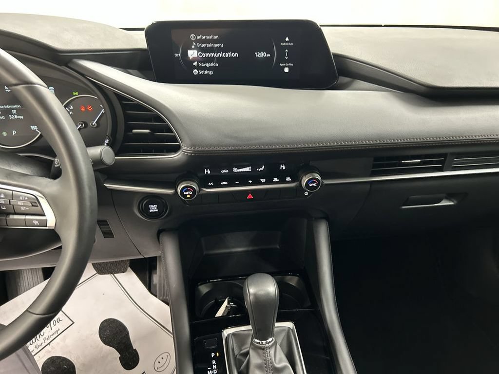 Certified 2025 MAZDA MAZDA3 s Sport FWD image 18