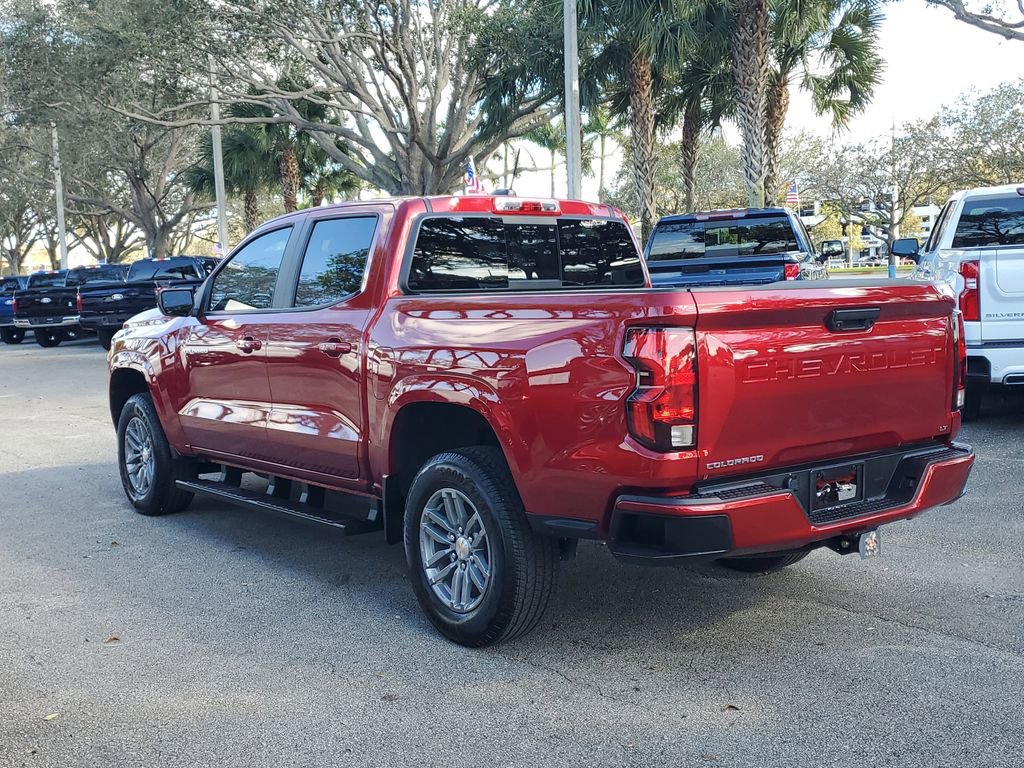 Used 2024 Chevrolet Colorado LT w/ LT Convenience Package image 6