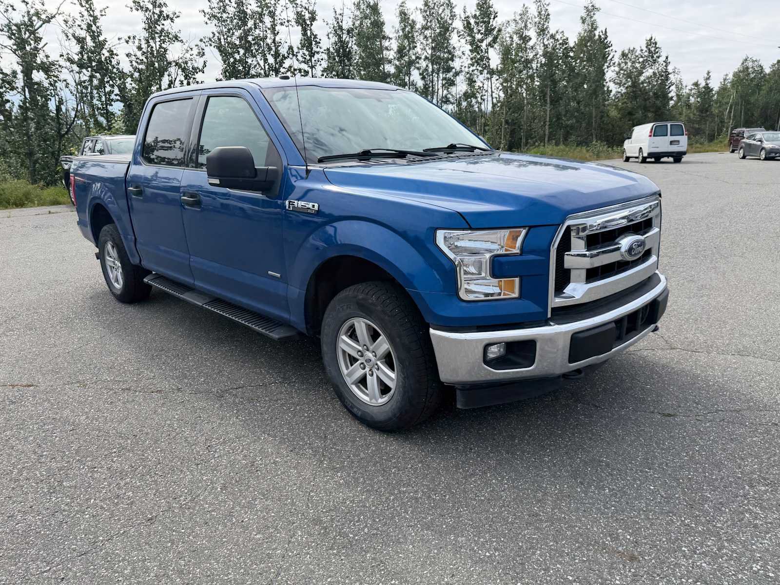 Used 2017 Ford F150 XLT w/ Equipment Group 301A Mid AWD/4WD image 5