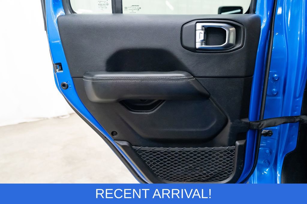 Used 2023 Jeep Wrangler Sahara image 23