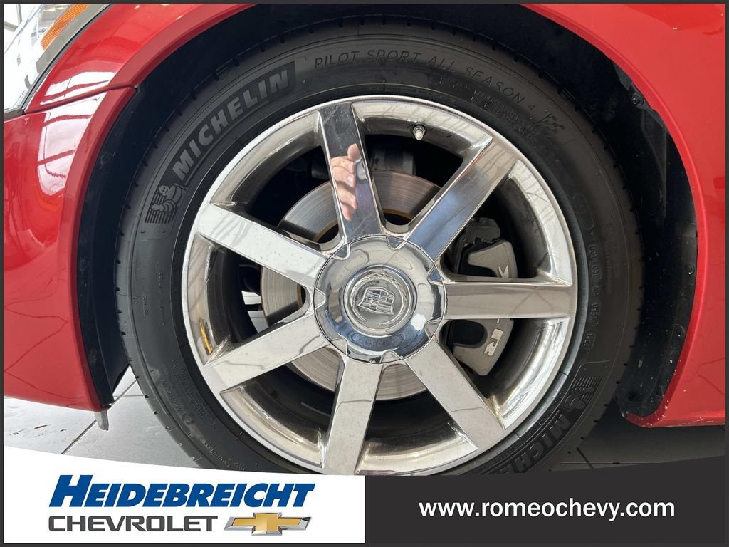 Used 2007 Cadillac XLR RWD image 7