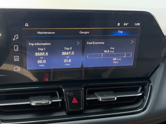 Used 2025 Chevrolet TrailBlazer RS w/ Convenience Package AWD/4WD image 20