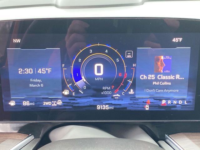 Used 2025 Chevrolet Tahoe Premier AWD/4WD image 11