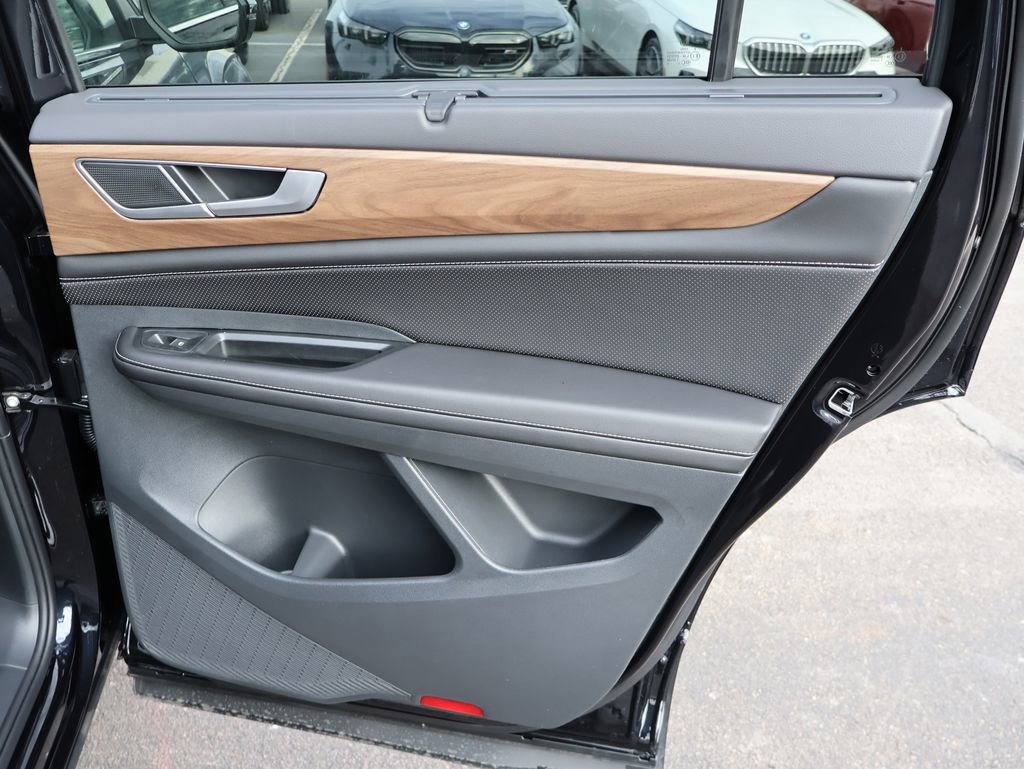 New 2026 Volkswagen Atlas SE image 18