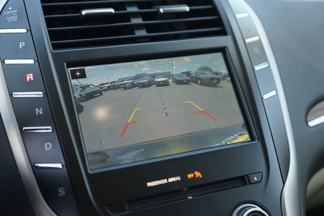 Used 2019 Lincoln MKC Select w/ Select Plus Package FWD image 28