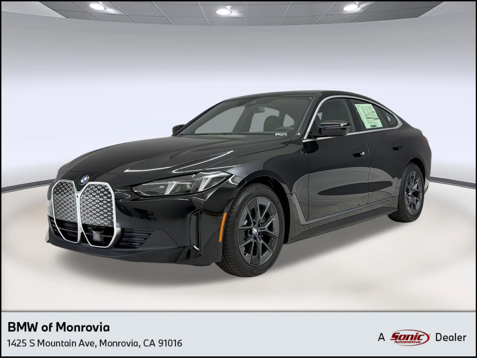 New 2026 BMW i4 eDrive40 w/ Parking Assistance Package RWD image 1