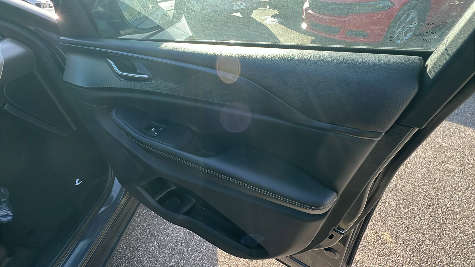 Used 2024 Jeep Grand Cherokee Altitude image 19