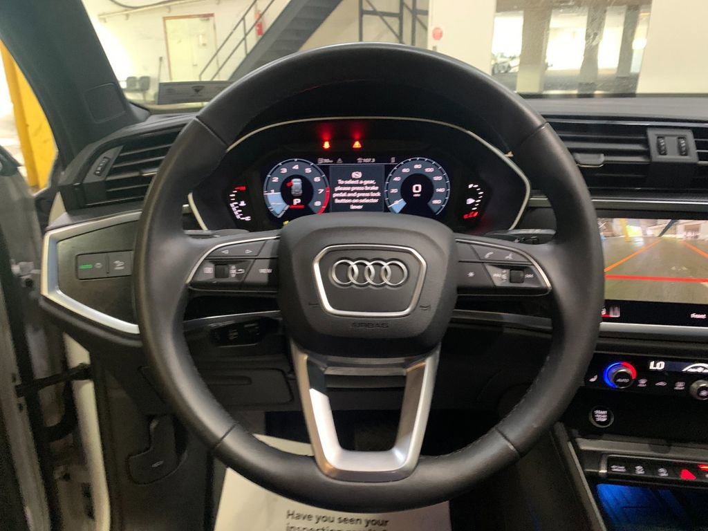Used 2024 Audi Q3 2.0T Premium Plus AWD/4WD image 28
