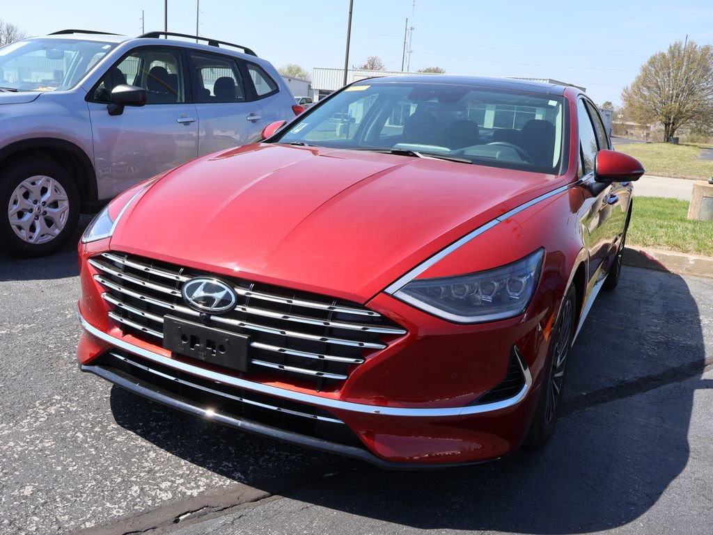 Used 2023 Hyundai Sonata Limited w/ Cargo Package image 10