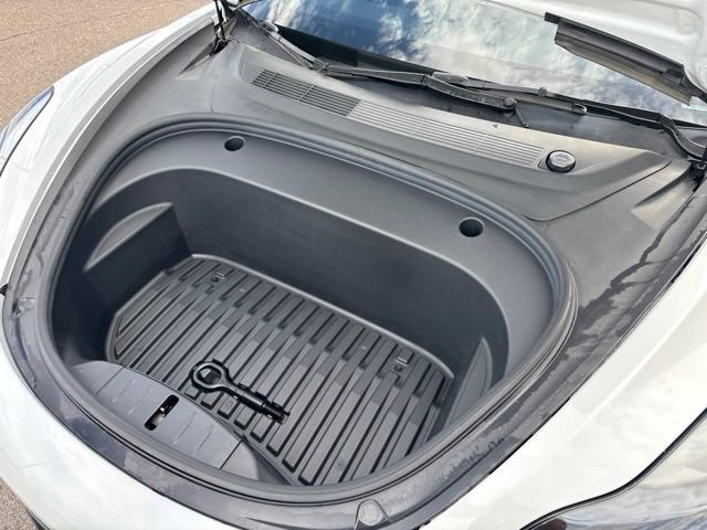 Used 2023 Tesla Model 3 Standard Range RWD image 8