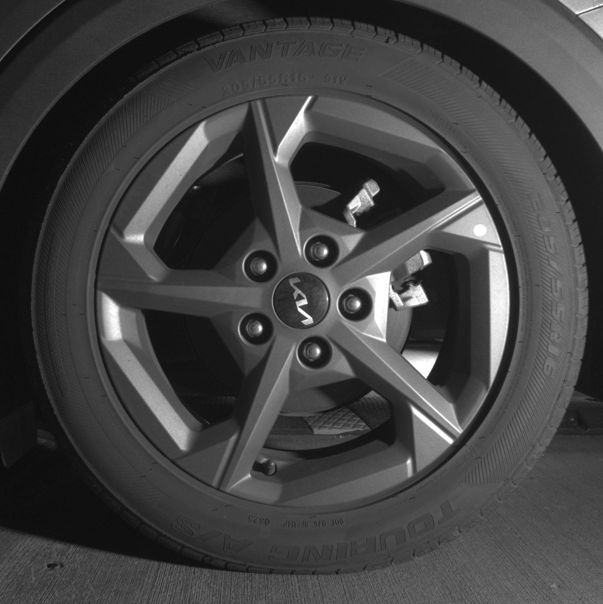 Used 2025 Kia K4 LXS image 14