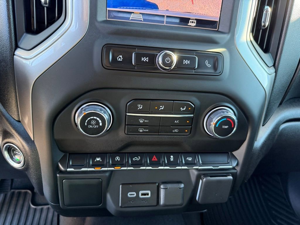 Certified 2025 Chevrolet Silverado 1500 Custom image 29