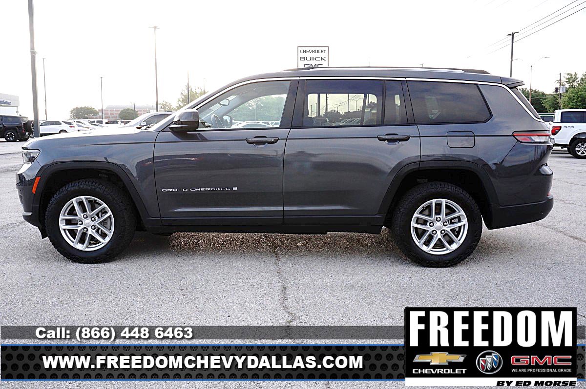 Used 2023 Jeep Grand Cherokee L Laredo image 4