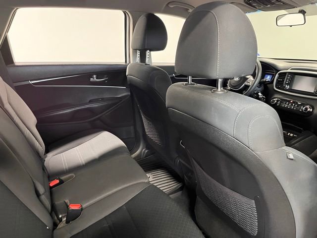 Used 2020 Kia Sorento AWD V6 image 14