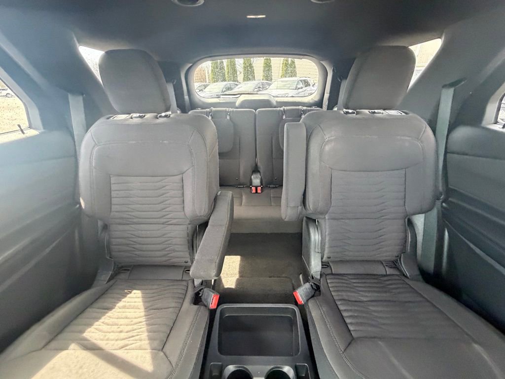 Used 2020 Ford Explorer XLT w/ Class III Trailer Tow Package image 21