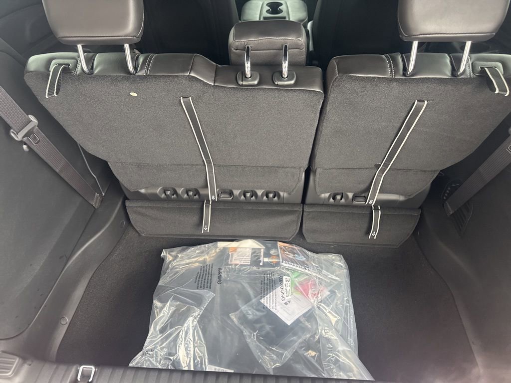 New 2026 Chrysler Pacifica Select FWD image 51