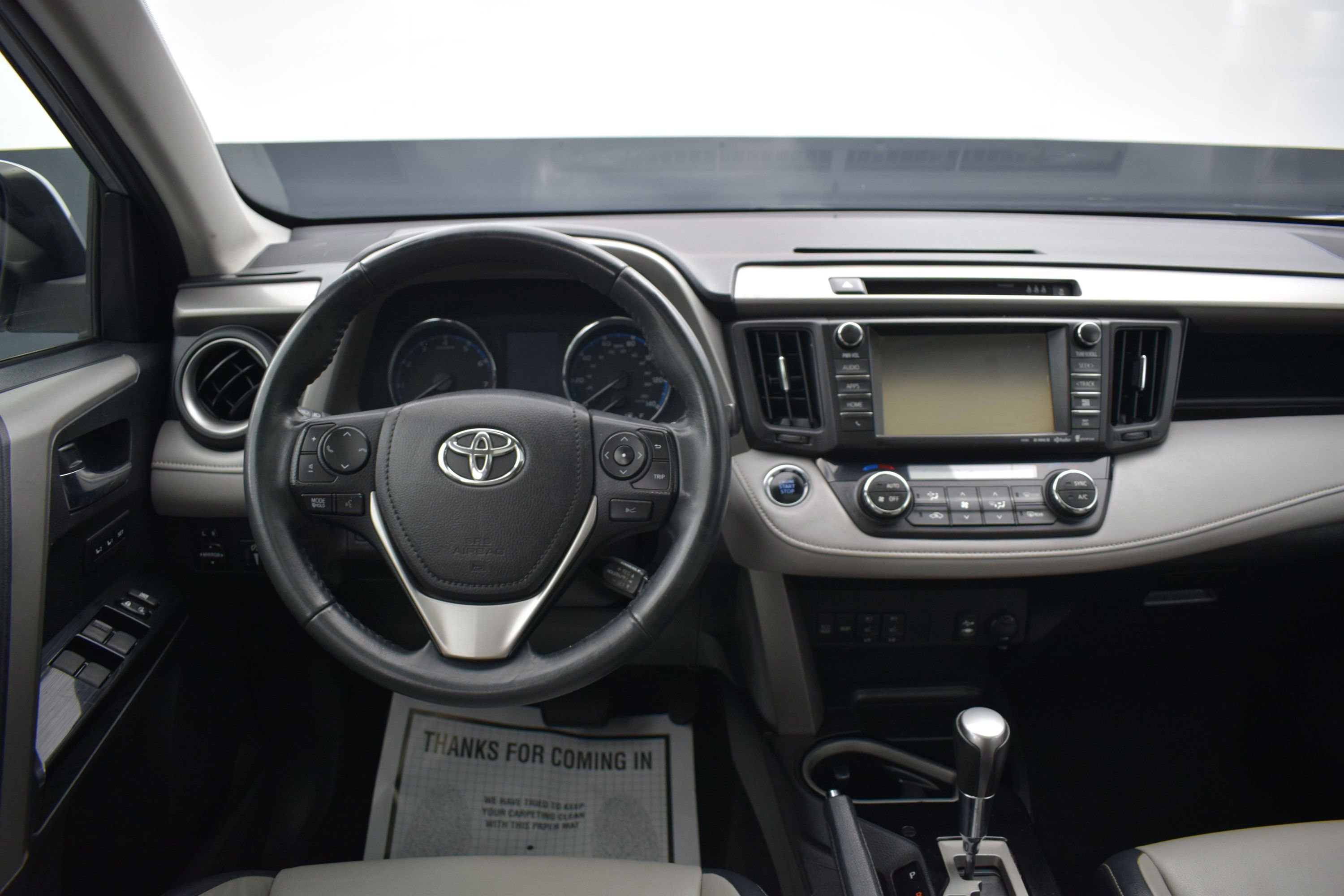Used 2017 Toyota RAV4 Limited FWD image 16