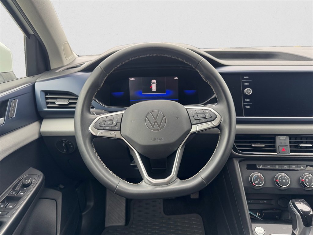Certified 2022 Volkswagen Taos SE w/ IQ.Drive SE Package image 12