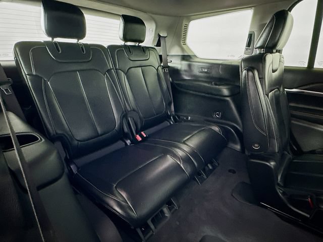 Used 2022 Jeep Grand Cherokee L Limited AWD/4WD image 10