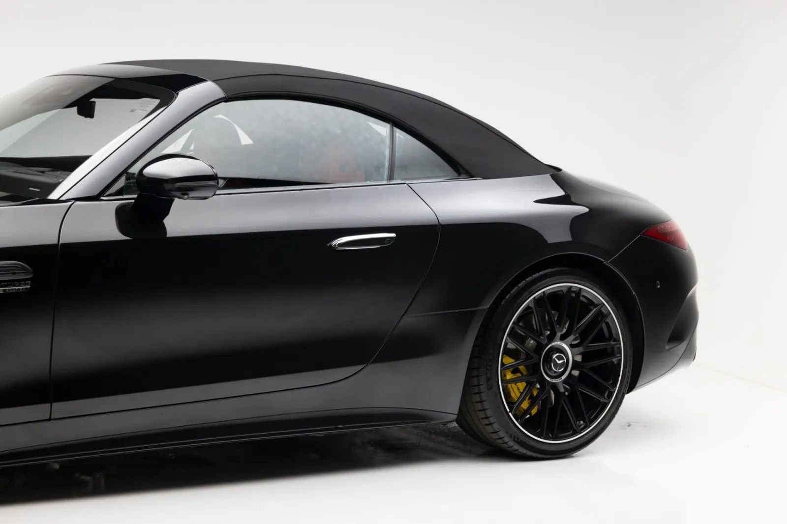 Used 2022 Mercedes-Benz SL 55 AMG 4MATIC image 29