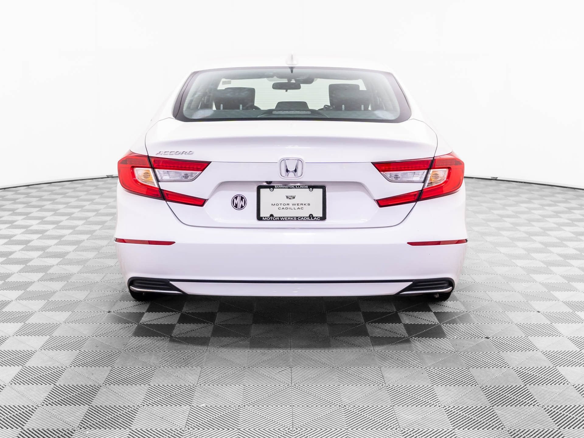 Used 2018 Honda Accord EX image 4
