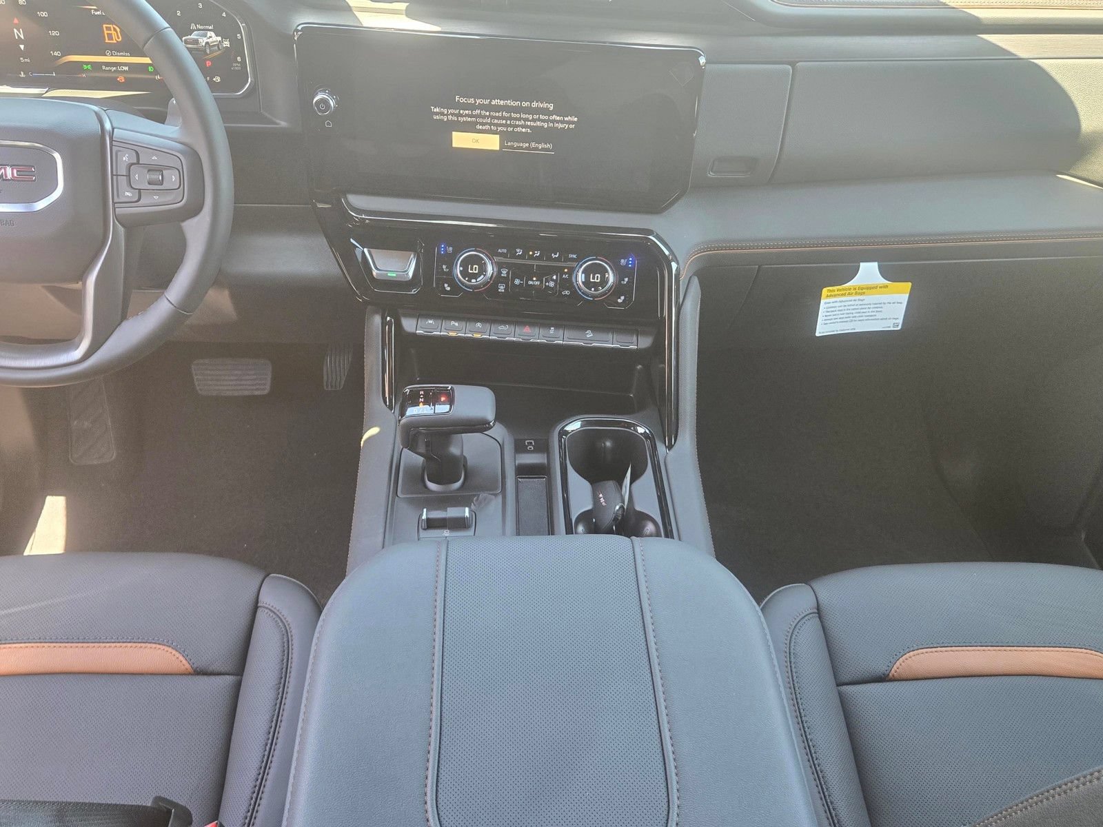 New 2026 GMC Sierra 1500 AT4 w/ AT4 Preferred Package AWD/4WD image 9