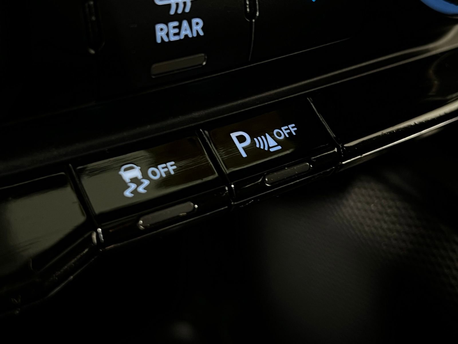 Used 2024 Dodge Durango GT image 23