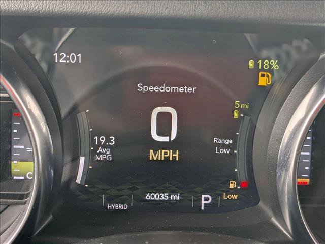 Used 2022 Jeep Wrangler Unlimited Sahara w/ Cold Weather Group image 11