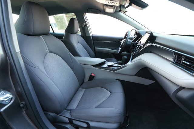 Used 2024 Toyota Camry LE FWD image 27