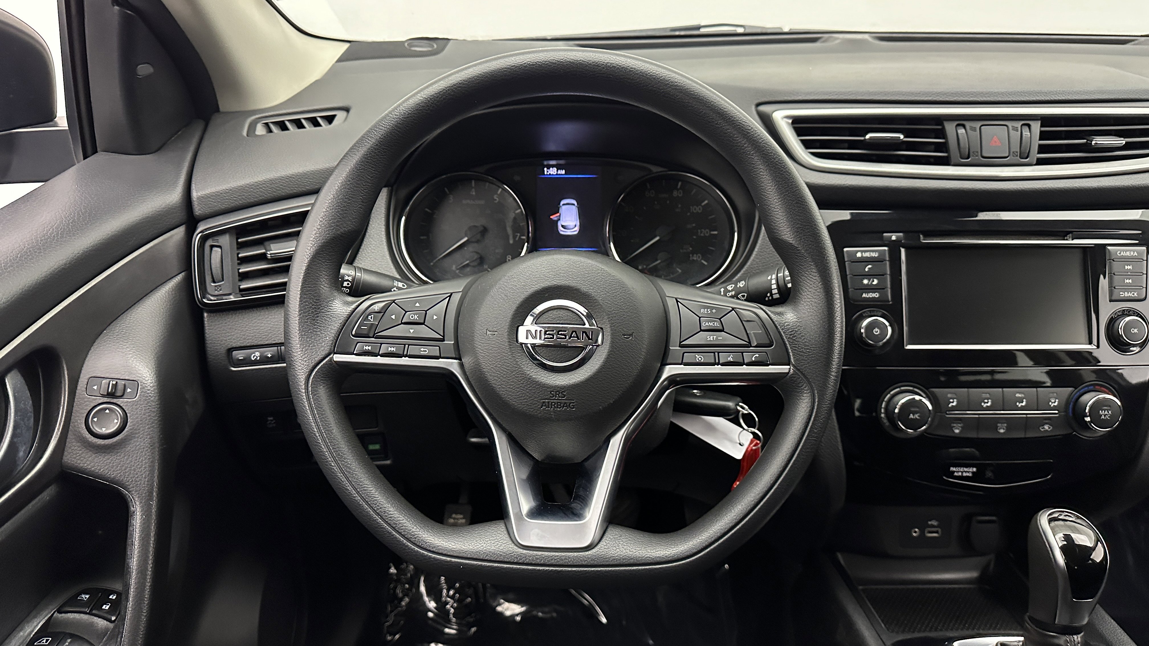 Used 2020 Nissan Rogue Sport S image 15