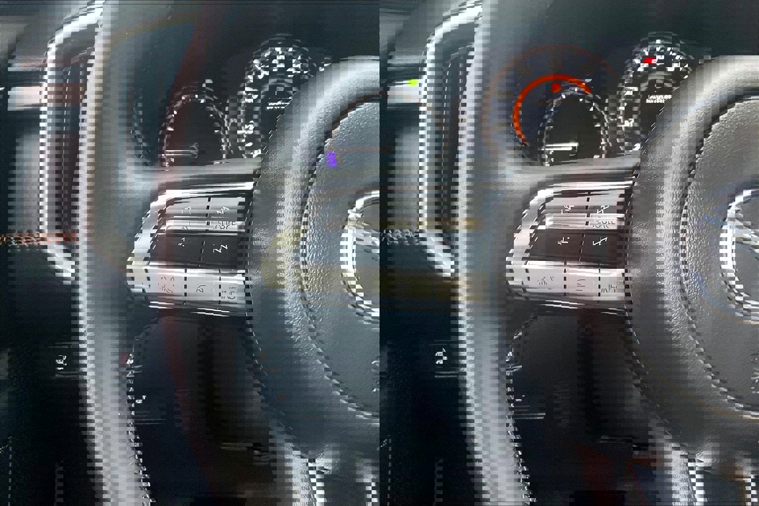 Used 2025 MAZDA CX-50 AWD 2.5 Hybrid w/ Premium Pkg image 23