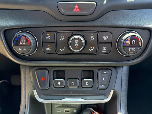 Used 2018 GMC Terrain SLE w/ Driver Convenience Package AWD/4WD image 33