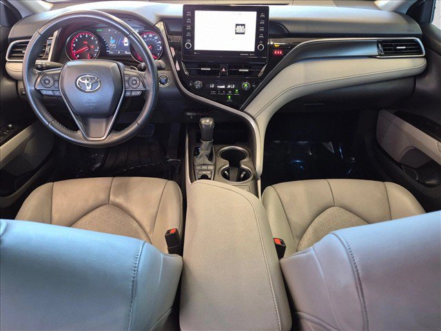 Used 2021 Toyota Camry XSE FWD image 15
