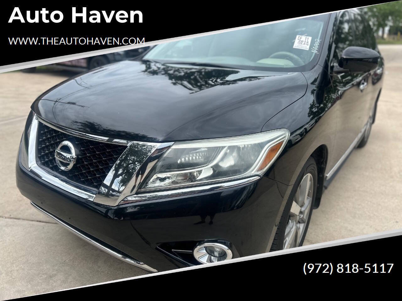Used 2014 Nissan Pathfinder Platinum w/ Platinum Premium Package FWD image 1